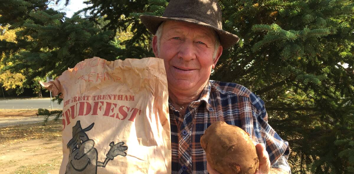 Great mashers: Potato farmer Bernie White with a delicious Dutch cream, known for its great mashing. Picture: Amber Wilson