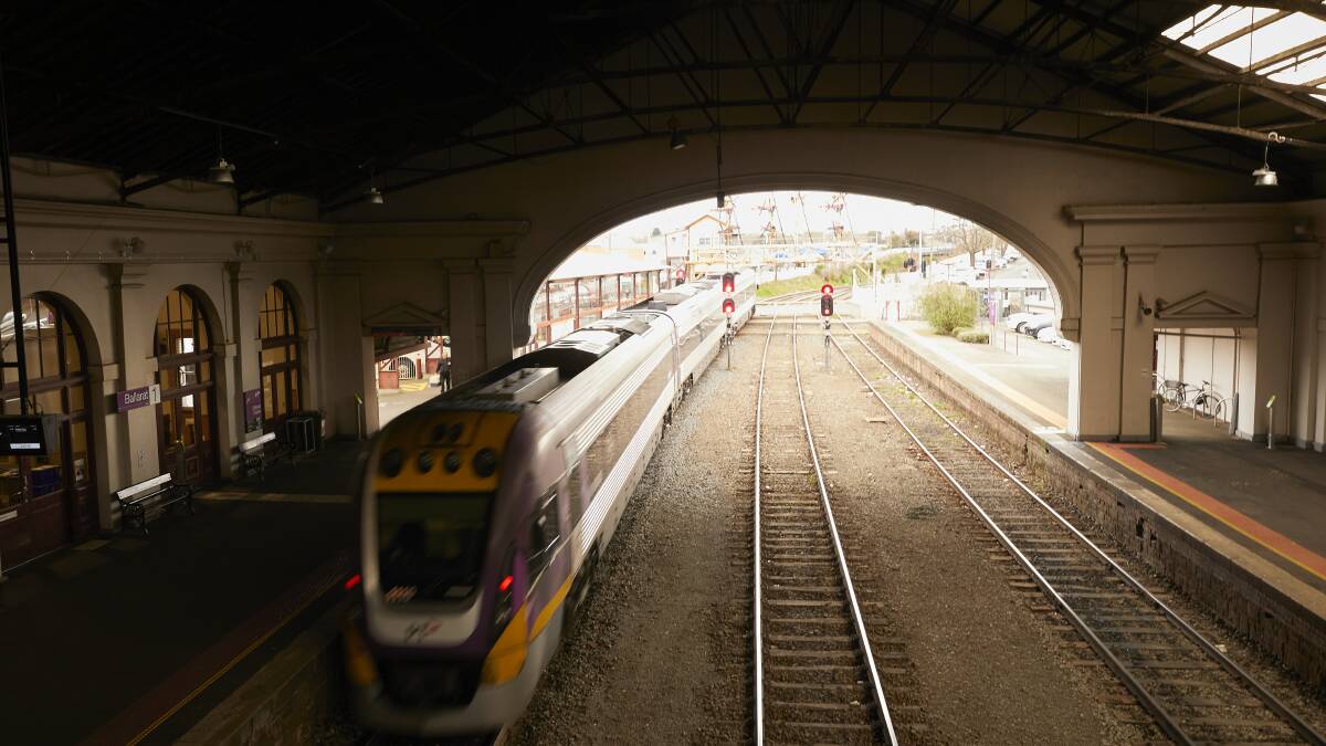 The passing problem: Ballarat workers and our congested train line