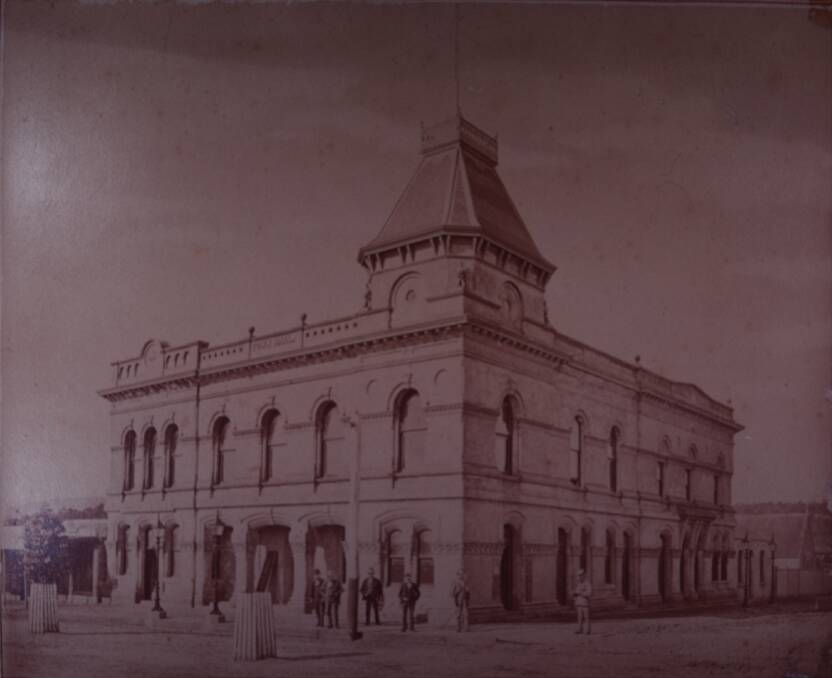 HISTORY: Creswick Town Hall and councillors, 1880.