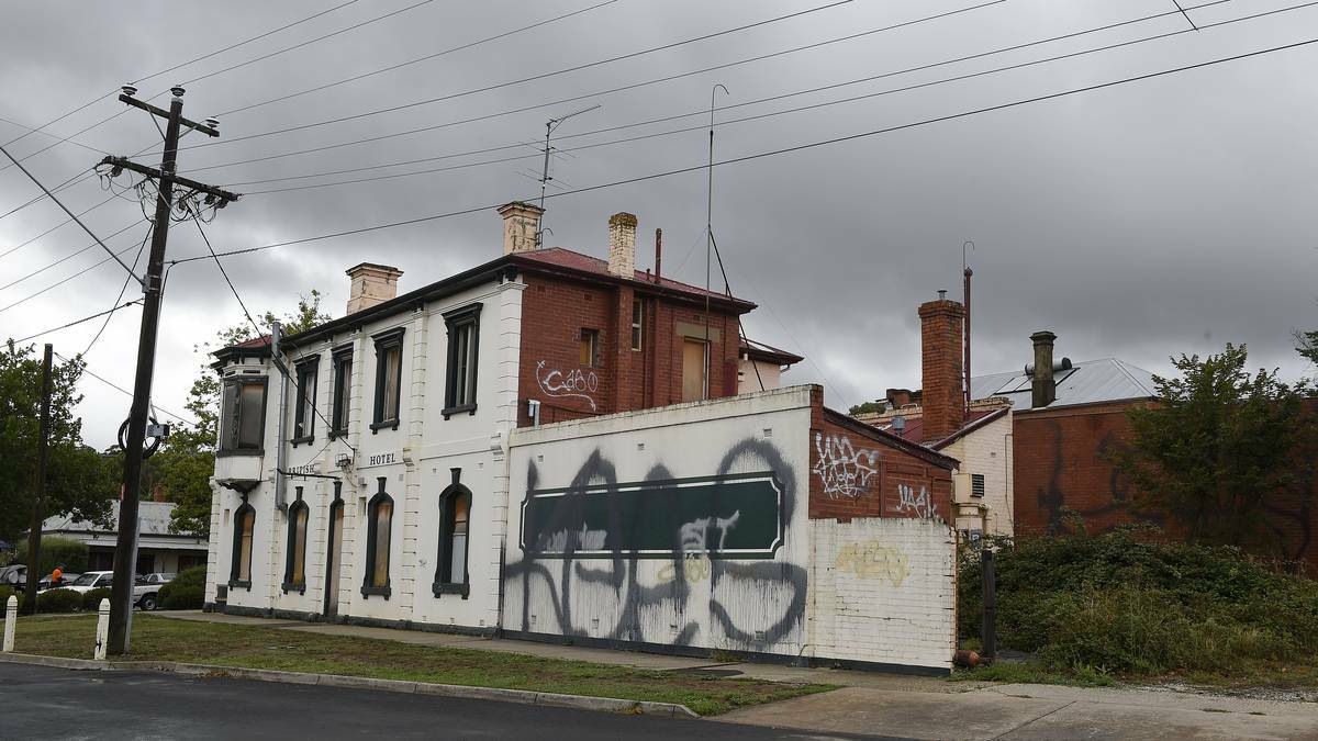 EYESORE: Creswick residents say the iconic British Hotel is falling into disrepair after it was targeted by vandals. PICTURE: JUSTIN WHITELOCK 