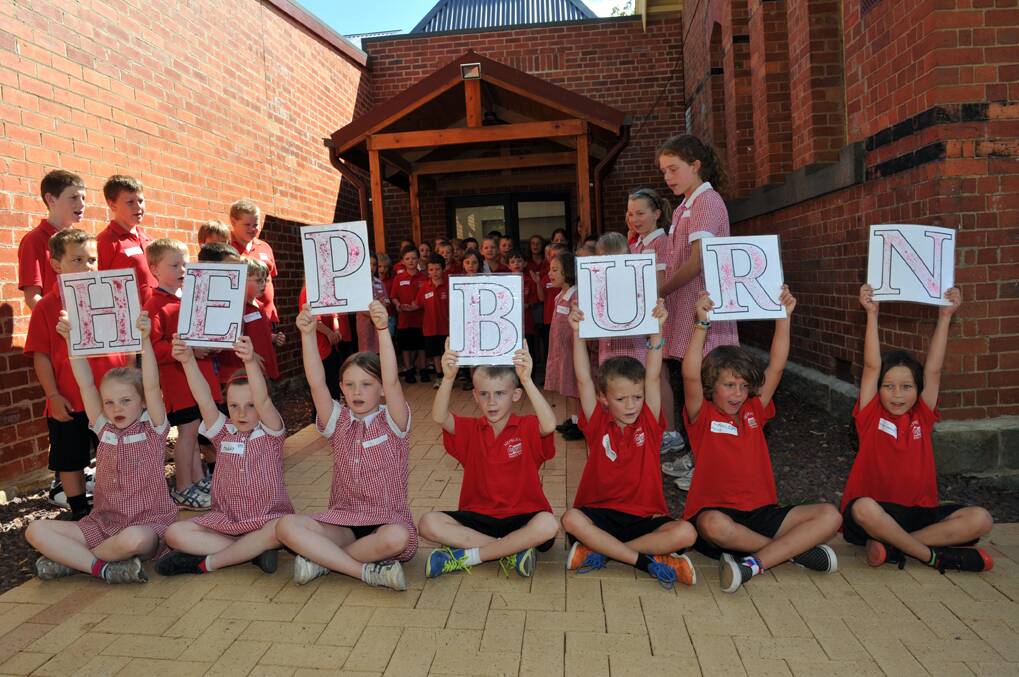 Hepburn Primary School students sing school songs for the audience.

Picture: JULIE HOUGH 

