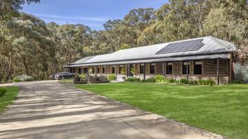 Family home at the foot of Mount Buninyong