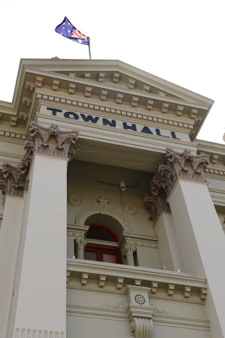 Daylesford's current Town Hall on Vincent Street.
