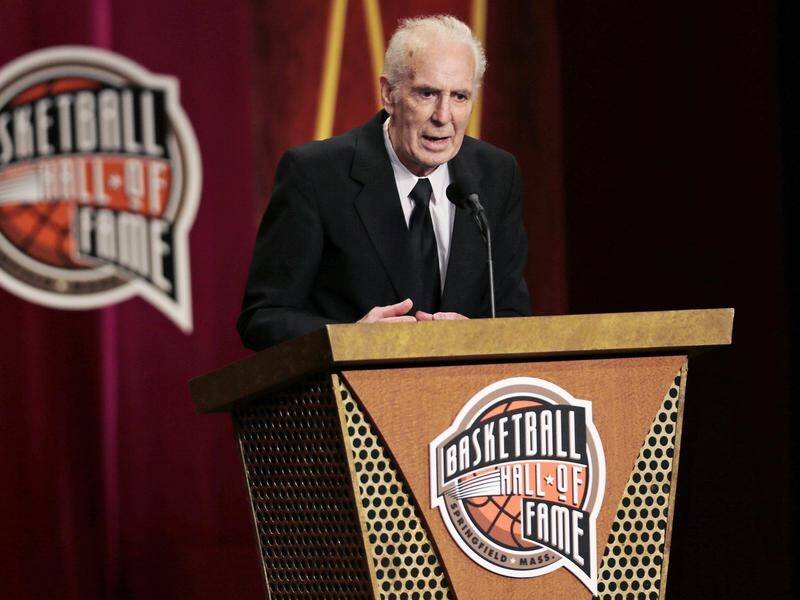 Lindsay Gaze pictured during his induction into basketball's Hall of Fame in 2015.