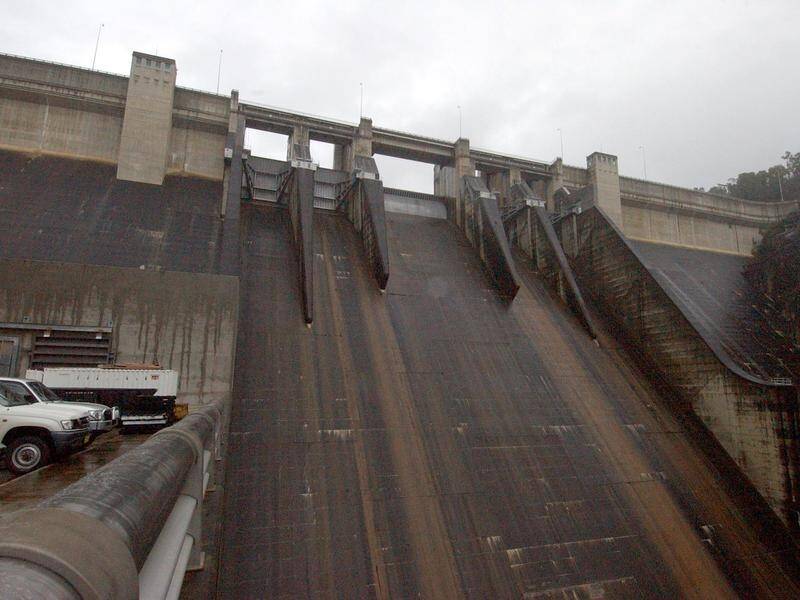 The NSW Labor Opposition will oppose a plan to increase the size of the Warragamba Dam wall.