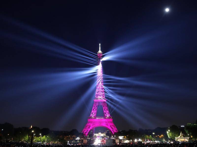 Parisians were stunned by the laser show celebrating the Eiffel Tower's 130 year anniversary.